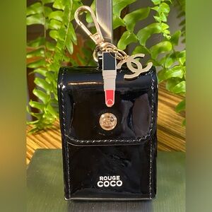 CHANEL GWP COCO ROUGE Black Patent Lipstick Case with Chrms
